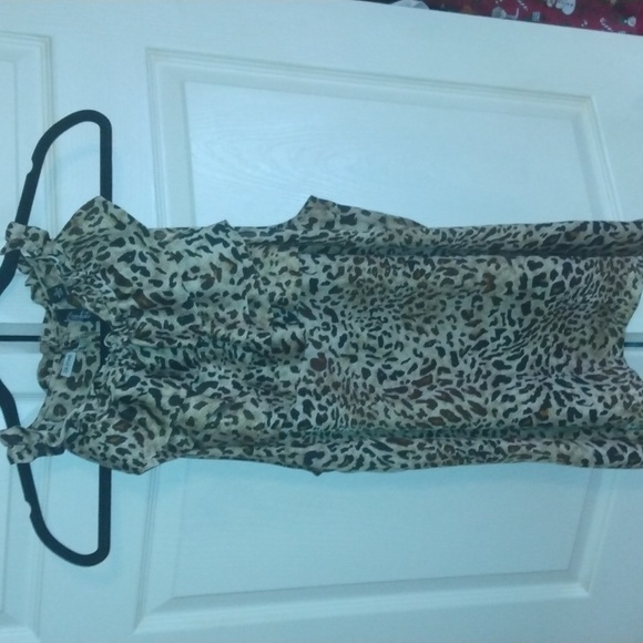 Essentials by Milano women's animal pattern sleeveless top SZ XL NWoT - Picture 17 of 17